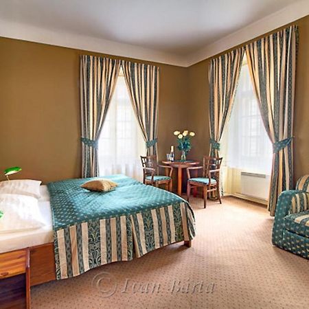 U Schnellu Hotel ปราก ภายนอก รูปภาพ