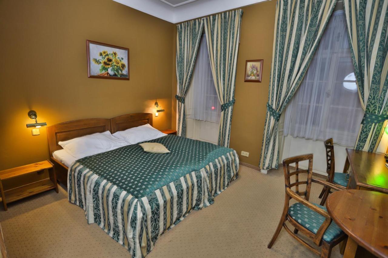 U Schnellu Hotel ปราก ภายนอก รูปภาพ