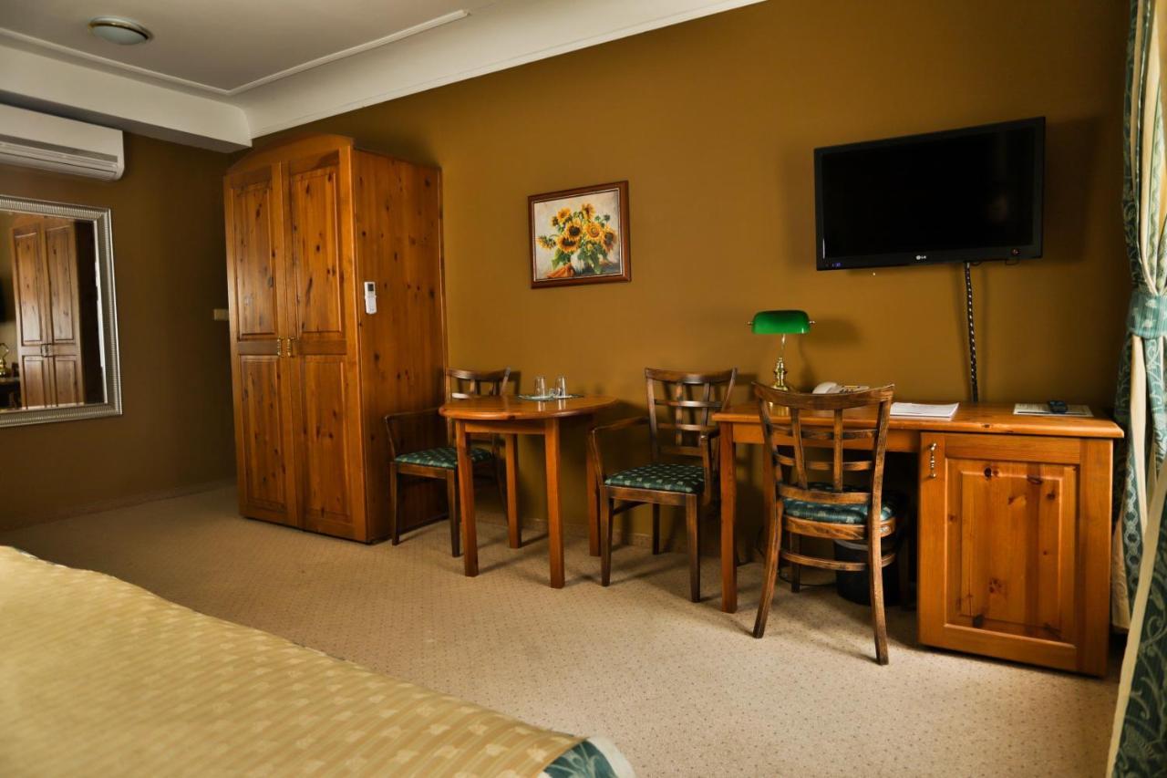 U Schnellu Hotel ปราก ภายนอก รูปภาพ