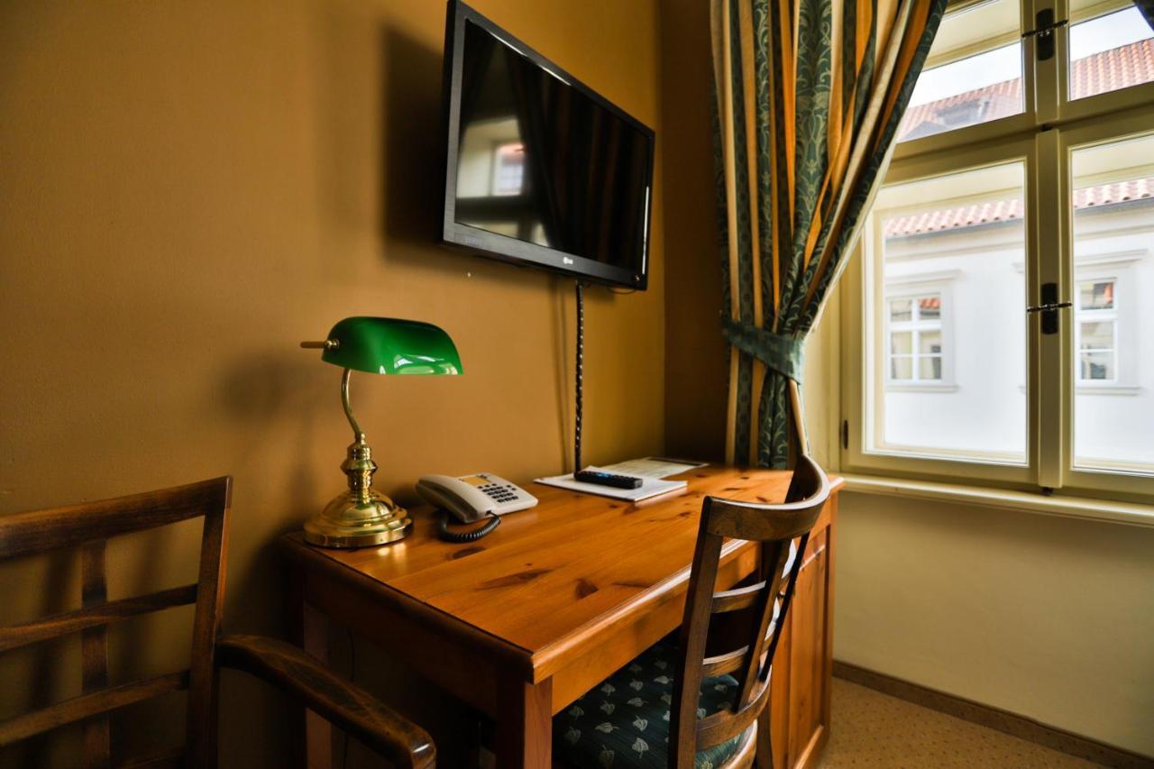 U Schnellu Hotel ปราก ภายนอก รูปภาพ