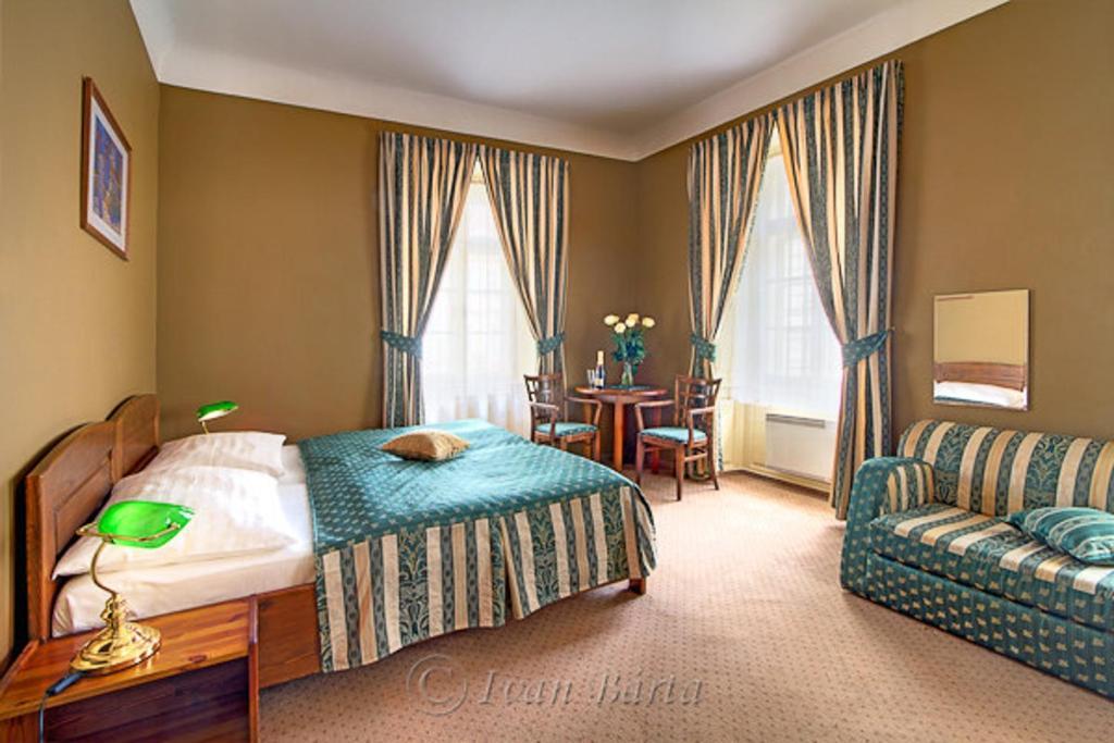 U Schnellu Hotel ปราก ภายนอก รูปภาพ